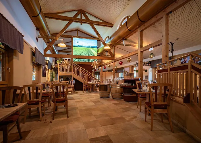 Hotell Schlafgut Am Johanneshof Tattendorf